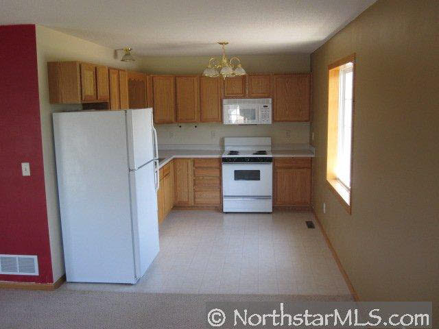 1567 County Rd D East, Unit A Maplewood, MN 55109 - Photo 5 of 6 Gallery Image 5