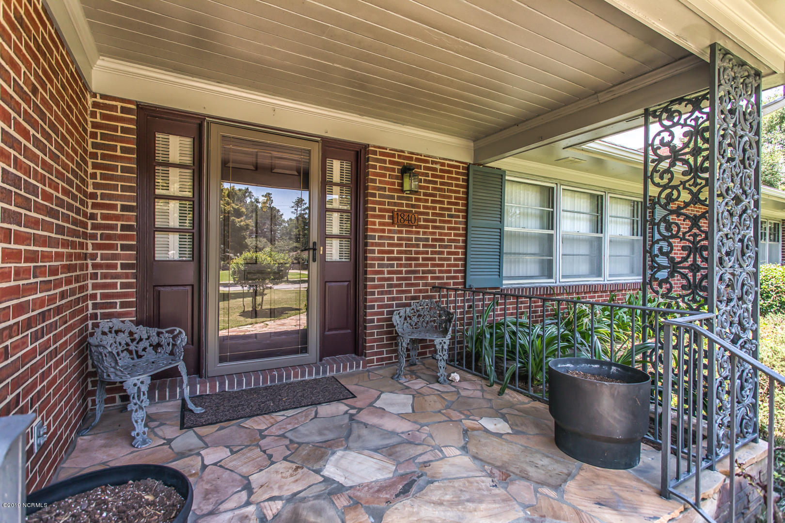 03 Front Porch