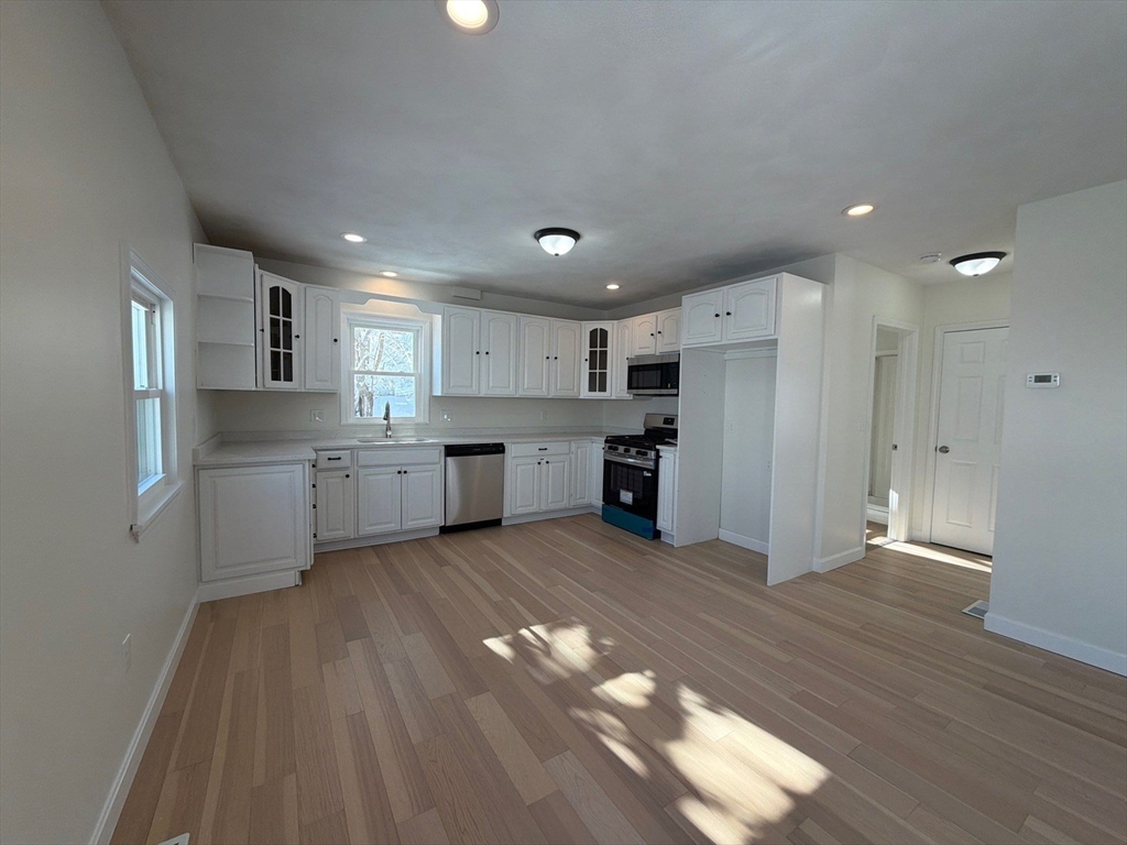 24 Friendship Street Billerica, MA 01821 - Photo 16 of 30