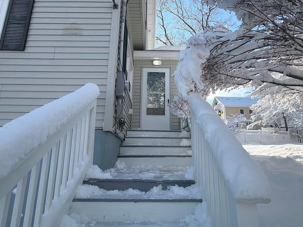 24 Friendship Street Billerica, MA 01821 - Photo 9 of 30