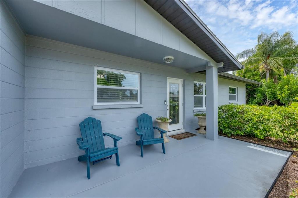 4521 Rainbow Road Venice, FL 34293 - Photo 10 of 49 Gallery Image 10