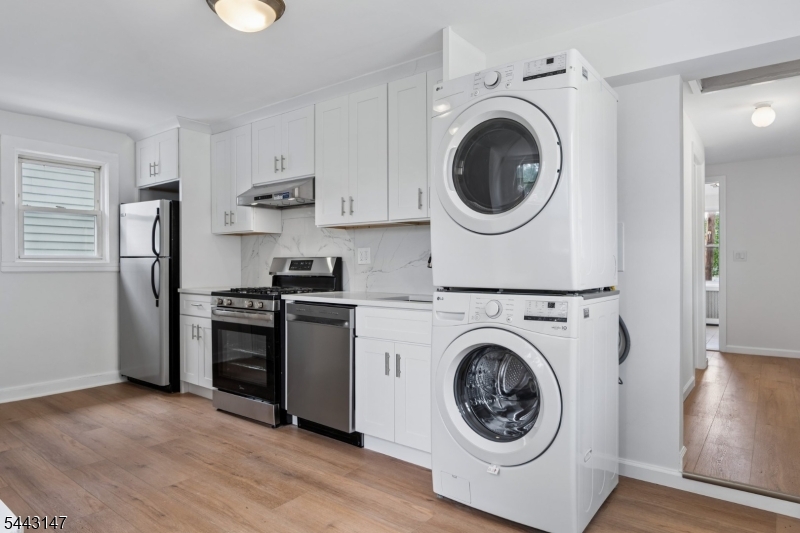 96 Rector Street, Unit 2 Millburn, NJ 07041 - Photo 7 of 18
