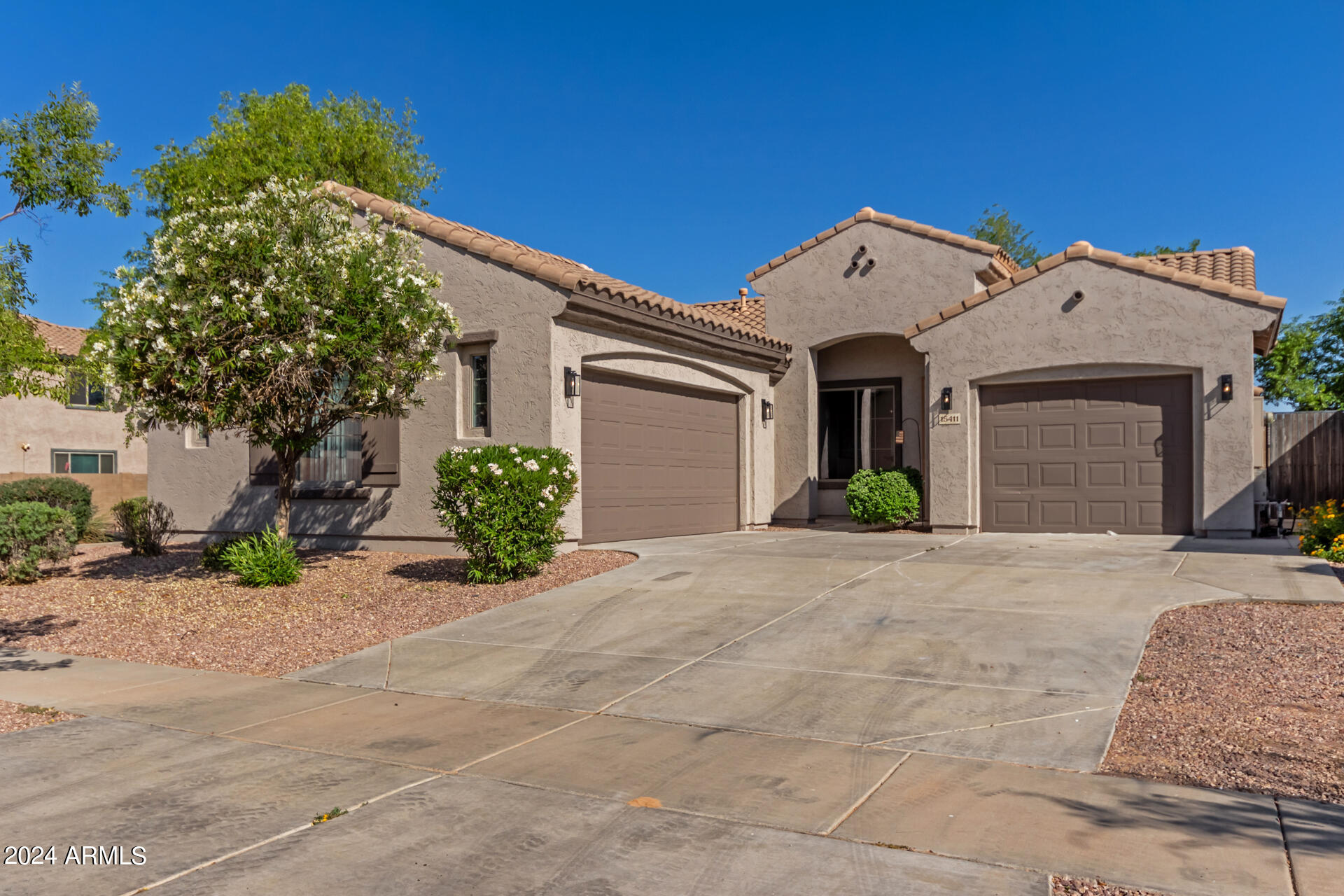 15411 West Redfield Road Surprise, AZ 85379 - Photo 1 of 60 06 - Redfield