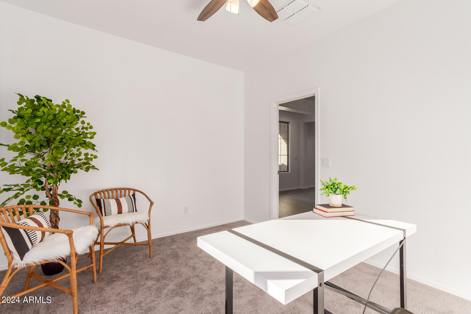 15411 West Redfield Road Surprise, AZ 85379 - Photo 29 of 60 52 - Redfield