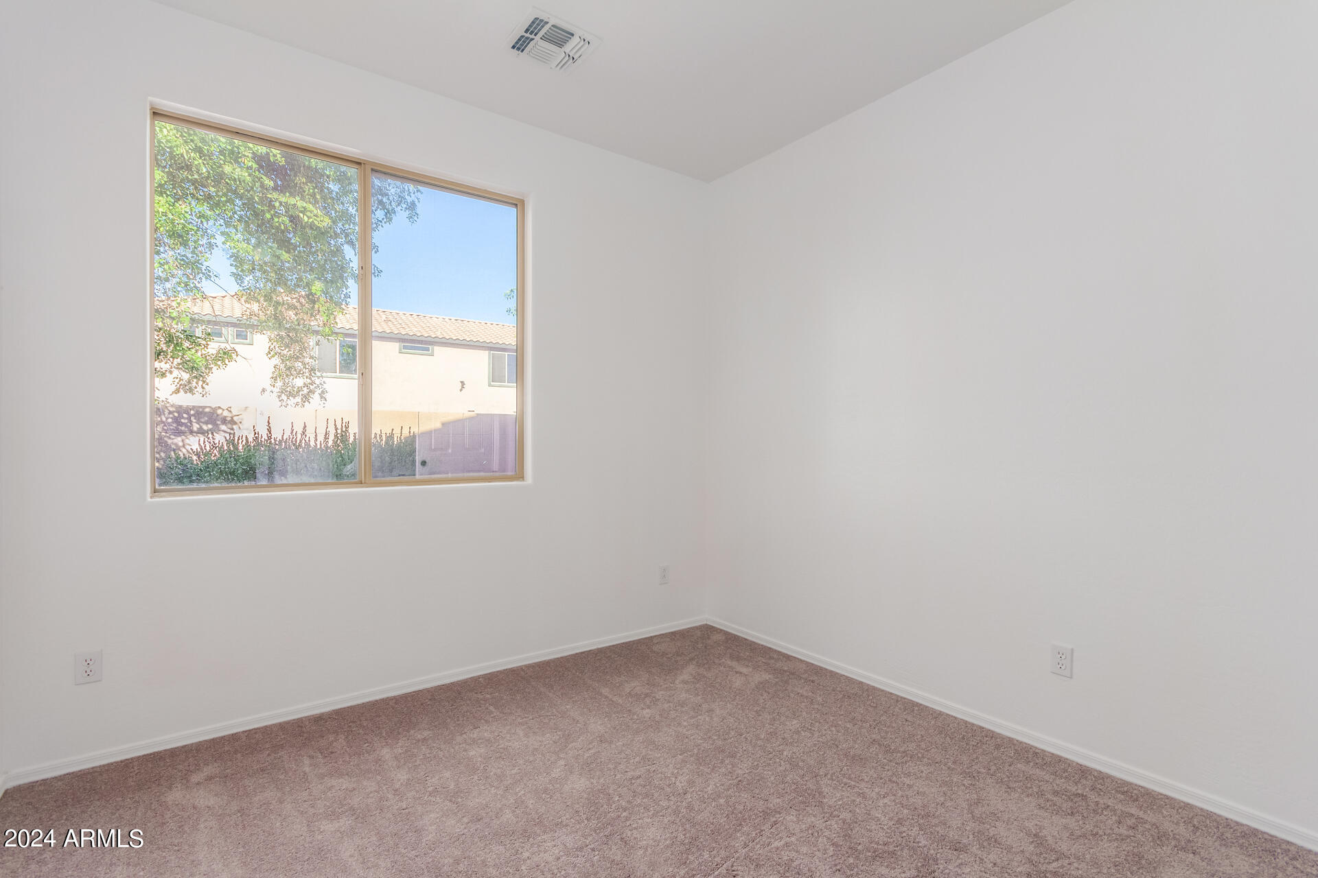 15411 West Redfield Road Surprise, AZ 85379 - Photo 40 of 60 37 - Redfield