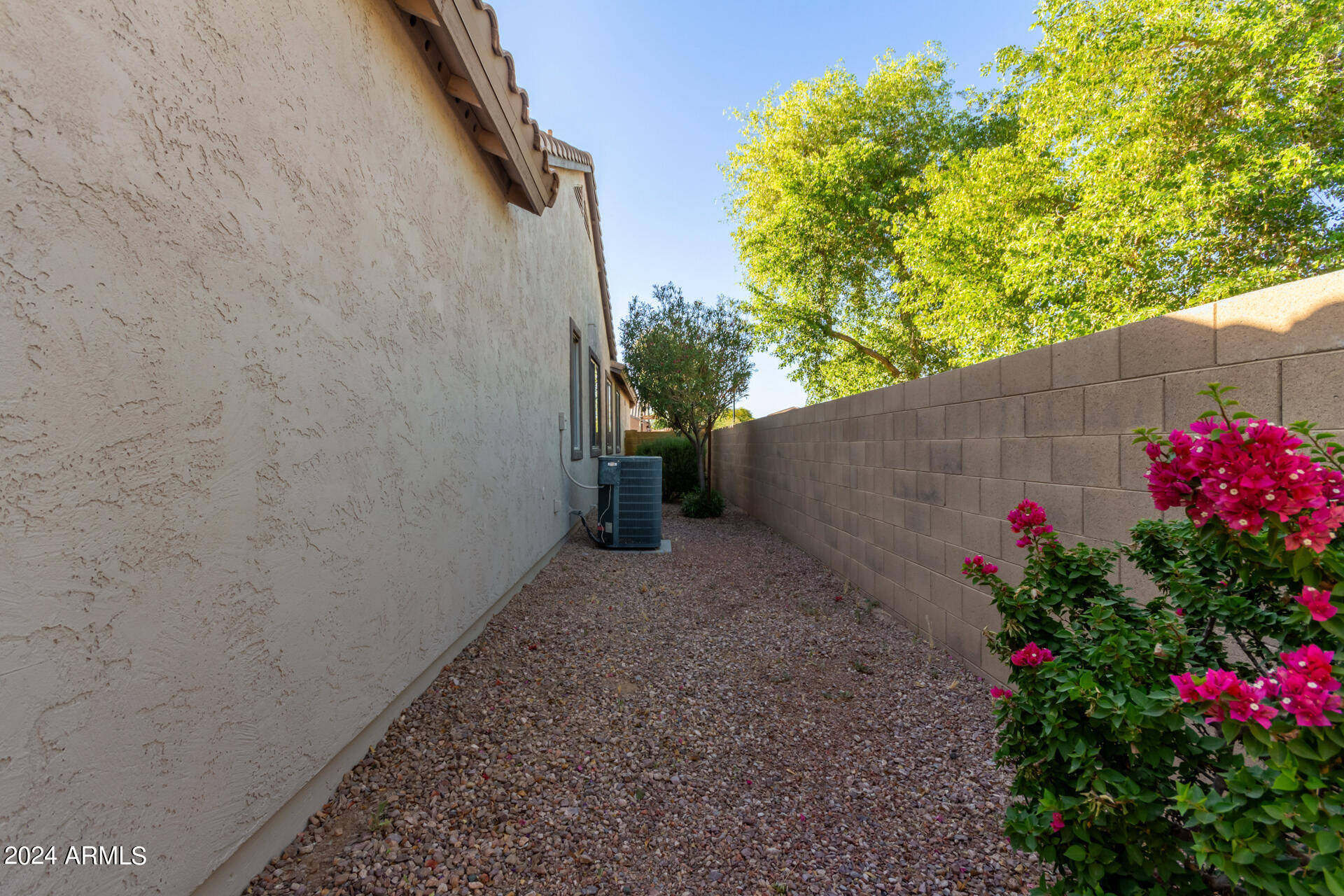 15411 West Redfield Road Surprise, AZ 85379 - Photo 58 of 60 58 - Redfield