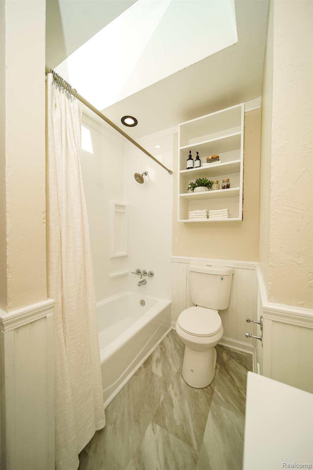 6641 Niagara Street Romulus, MI 48174 - Photo 35 of 70 DDS04064.jpg