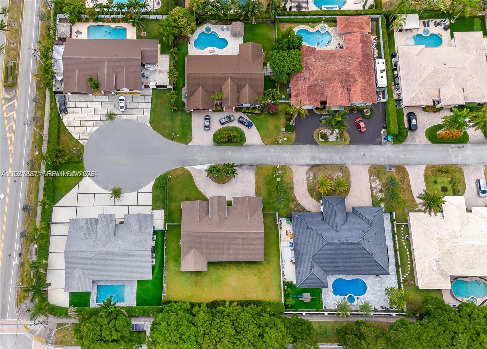 9701 Southwest 56th Terrace Miami, FL 33173 - Photo 40 of 48 an aerial view of house with yard swimming pool and outdoor seating