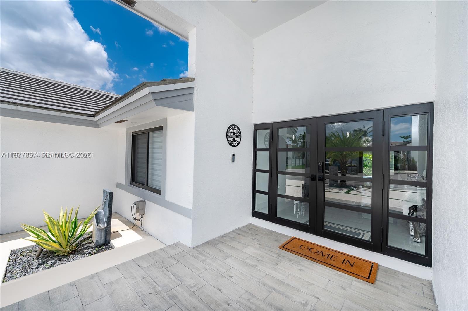9701 Southwest 56th Terrace Miami, FL 33173 - Photo 4 of 48