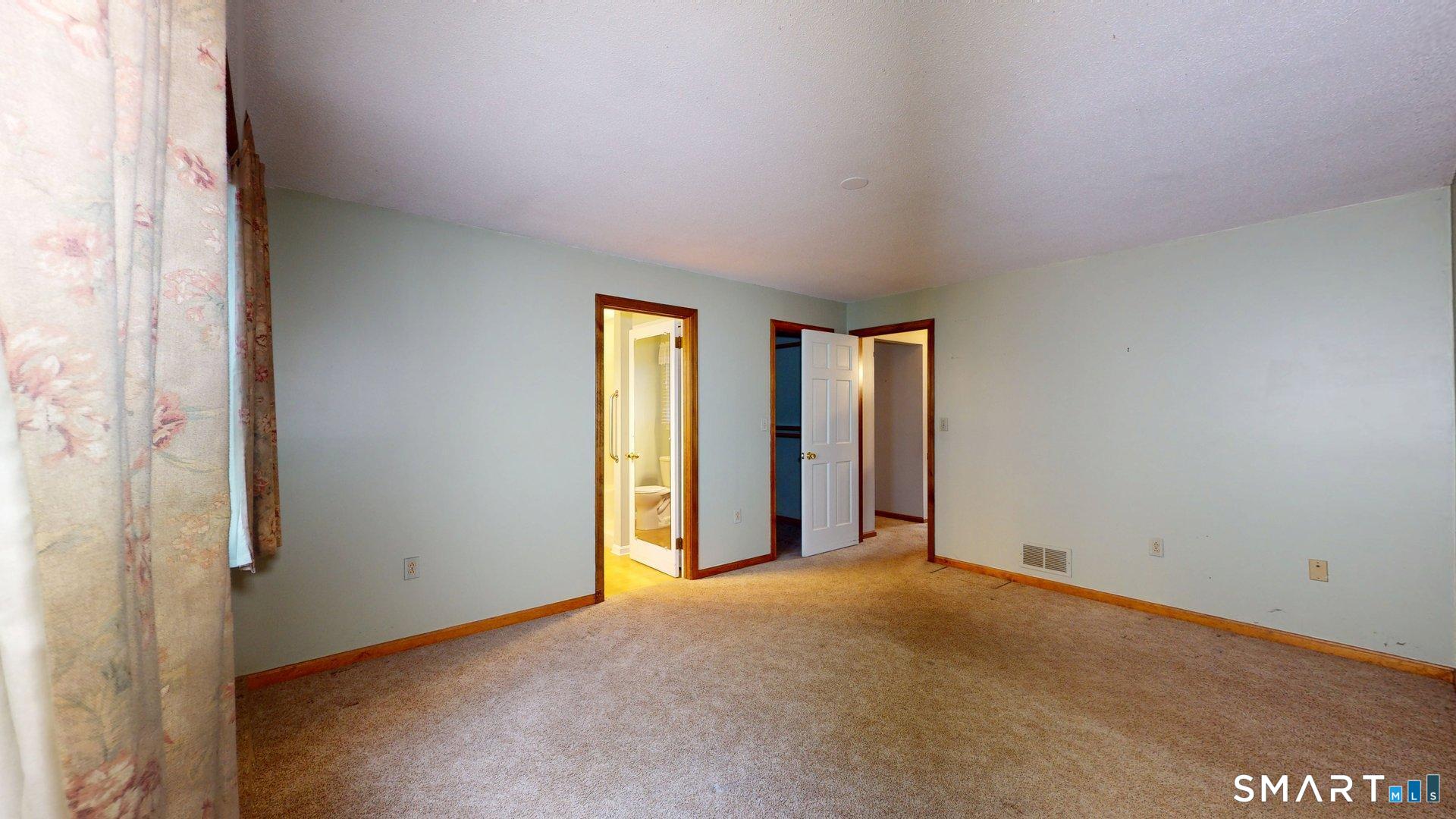 96 Oldefield Farms Road, Unit 96 Enfield, CT 06082 - Photo 15 of 40