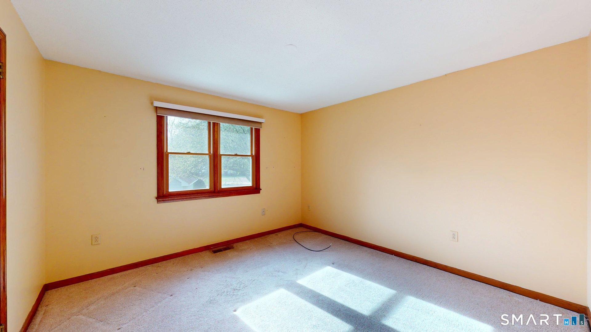 96 Oldefield Farms Road, Unit 96 Enfield, CT 06082 - Photo 19 of 40