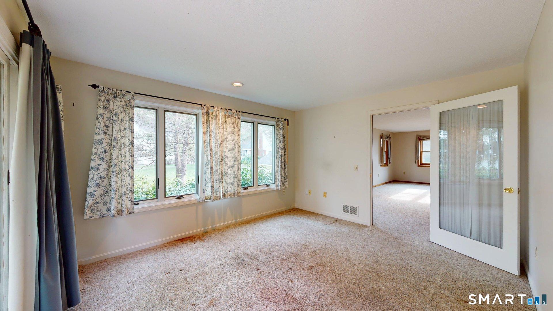 96 Oldefield Farms Road, Unit 96 Enfield, CT 06082 - Photo 7 of 40