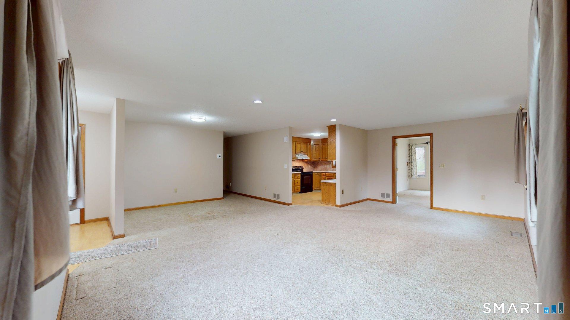 96 Oldefield Farms Road, Unit 96 Enfield, CT 06082 - Photo 10 of 40