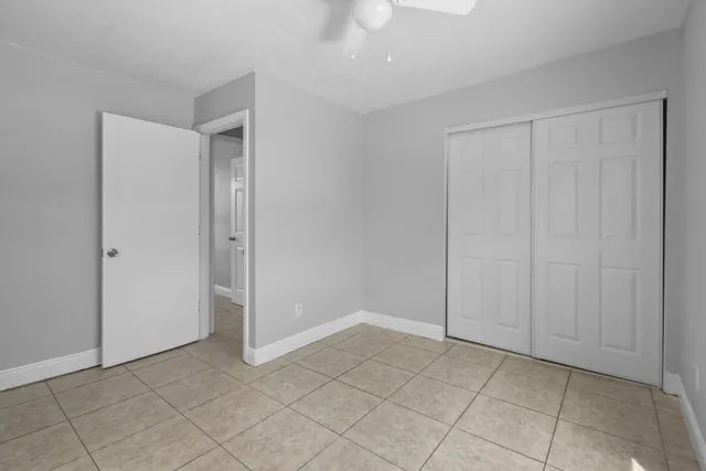 $1,700 | 3721 Henry Avenue, Unit A (UPPER), West Palm Beach, FL 33405
