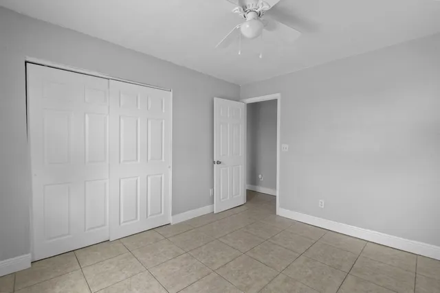 $1,700 | 3721 Henry Avenue, Unit A (UPPER), West Palm Beach, FL 33405
