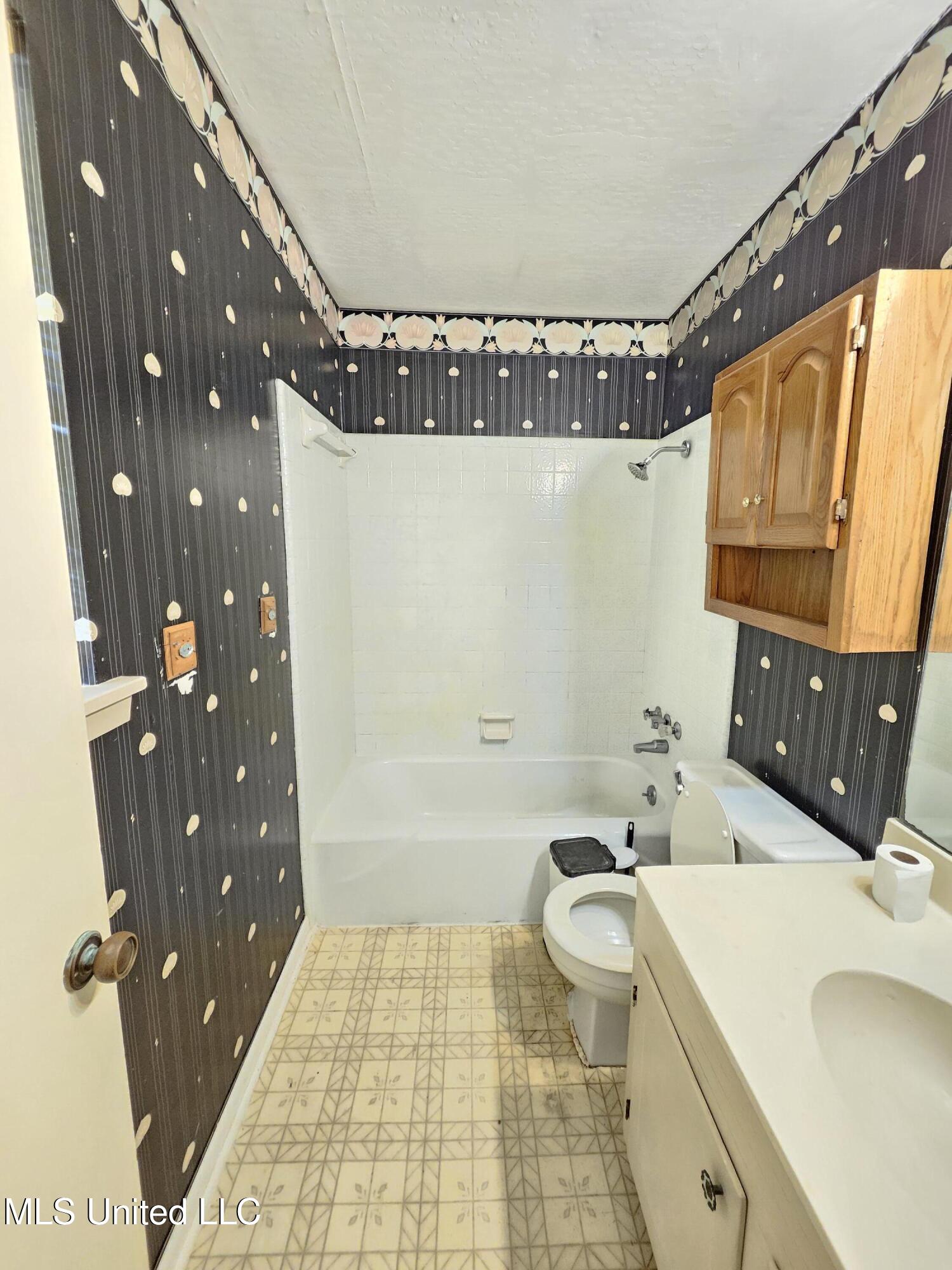 302 Weathersby Road Hattiesburg, MS 39402 - Photo 12 of 22 15305