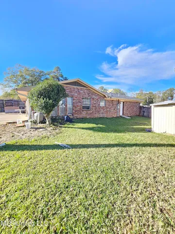 $1,900 | 302 Weathersby Road, Hattiesburg, MS 39402