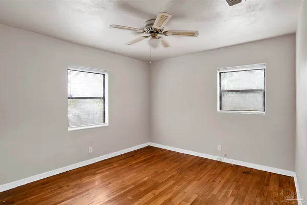 $1,600 | 2802 West Gonzalez Street, Pensacola, FL 32505