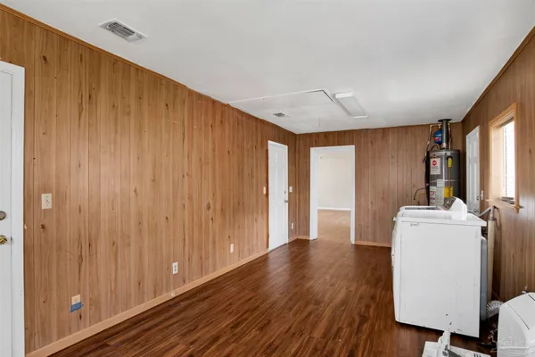$1,600 | 2802 West Gonzalez Street, Pensacola, FL 32505