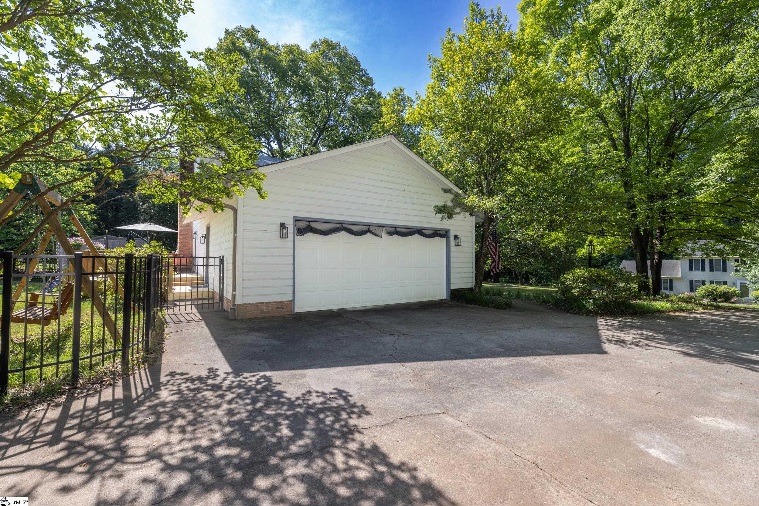 105 Shaftsbury Road Clemson, SC 29631 - Photo 33 of 34