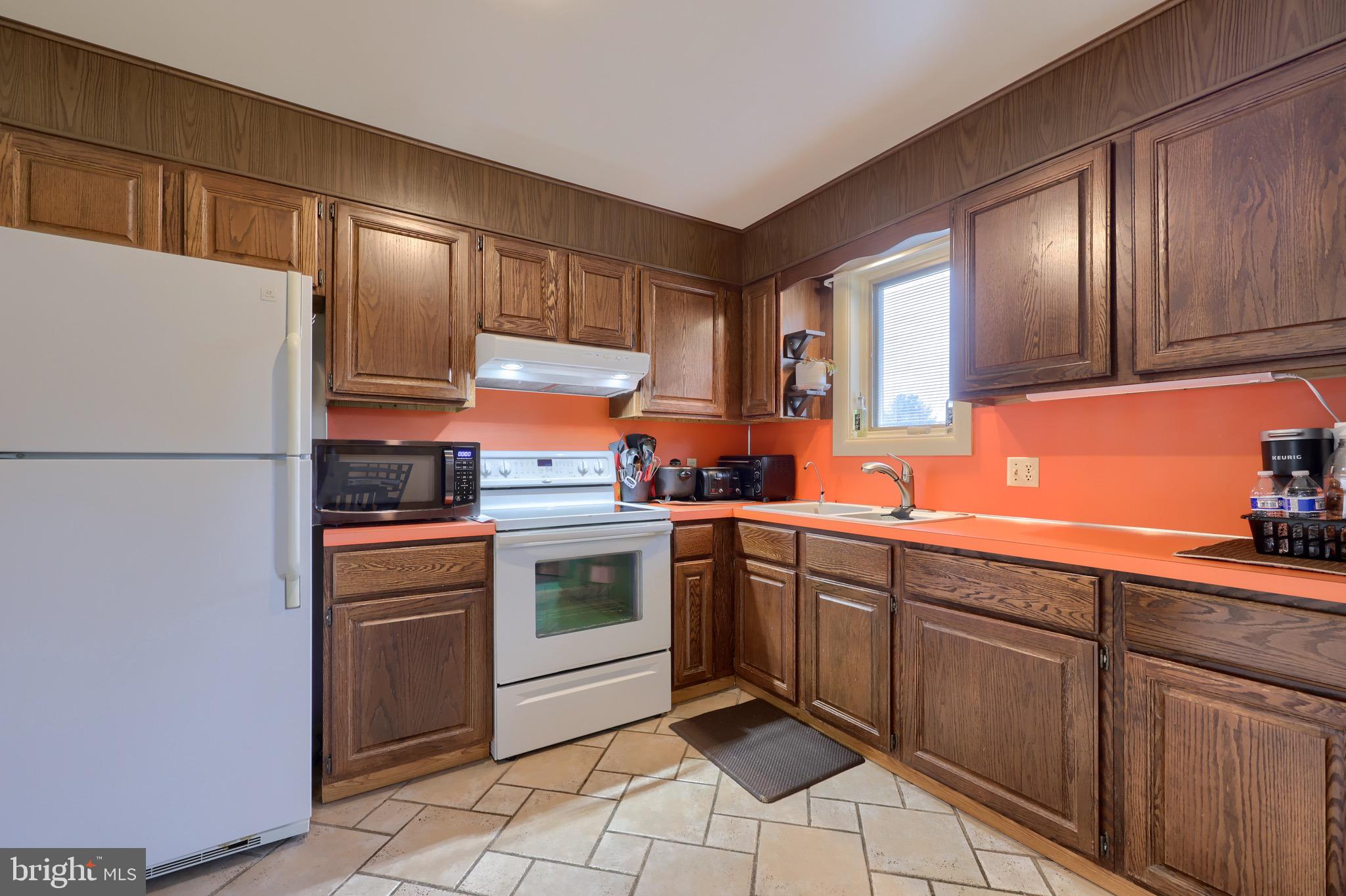 12 Sherri Lane Lititz, PA 17543 - Photo 17 of 27