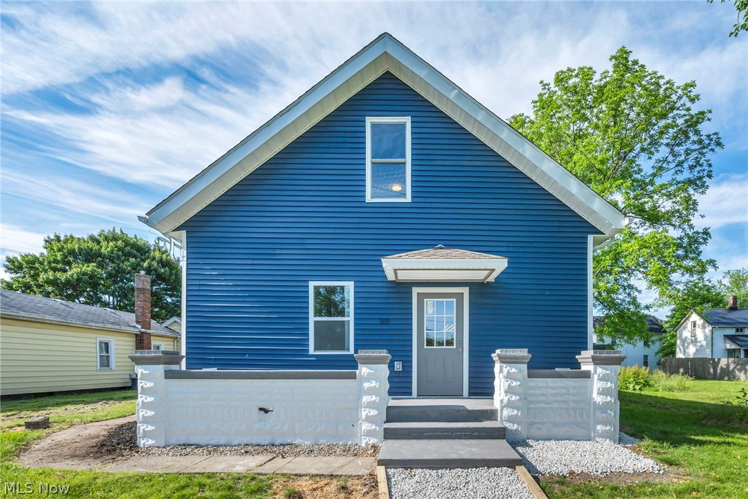 1319 Walnut Road Southeast Massillon, OH 44646 - Photo 1 of 38