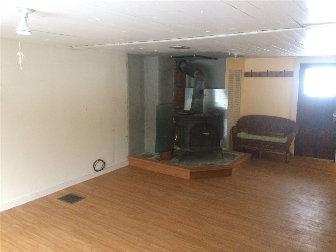 43 Cambridgeport Road Rockingham, VT 05143 - Photo 12 of 38