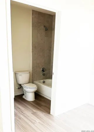 $995 | 7302 Mary Abbott Street, Unit 201, San Antonio, TX 78221