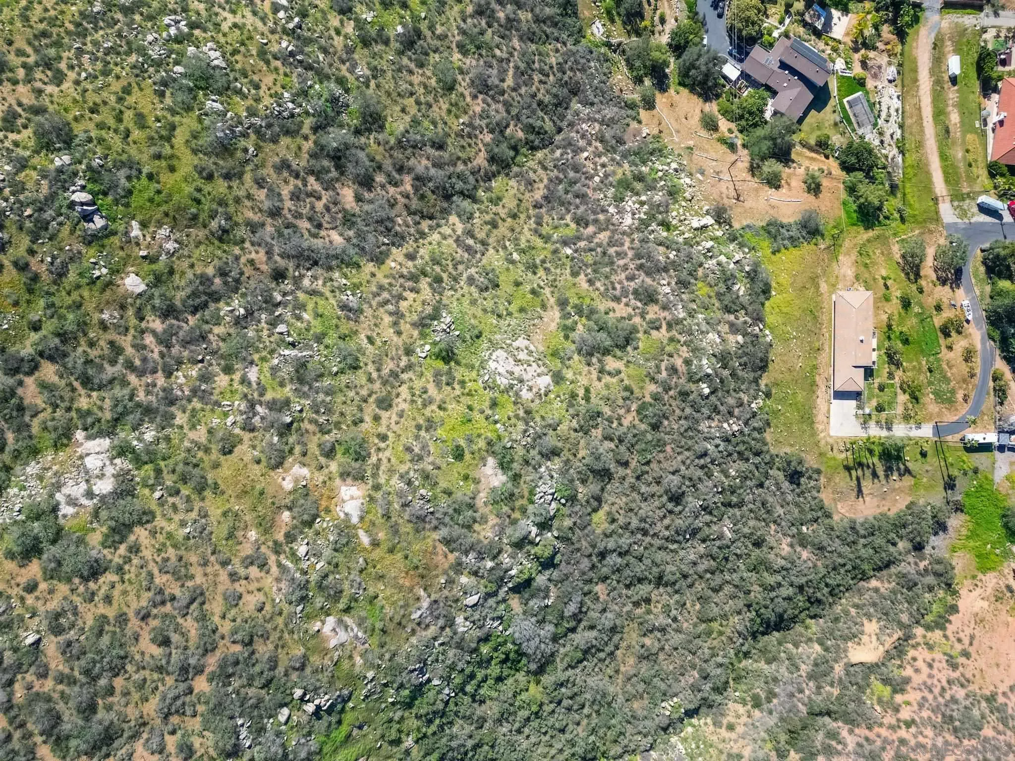 43 Carlson Court Poway, CA 92064 - Photo 9 of 12