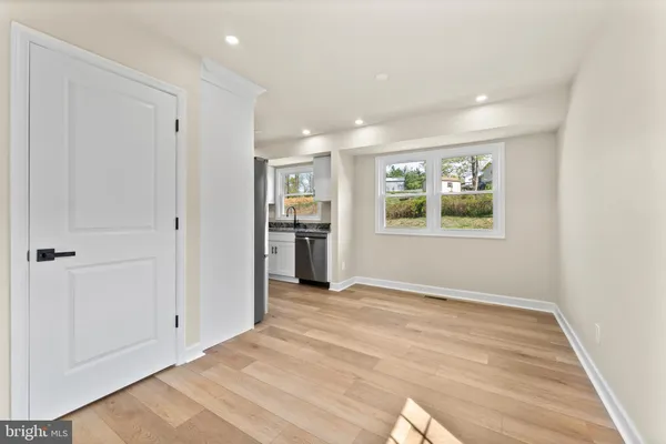 $2,900 | 221 Morningside Drive, Fredericksburg, VA 22401