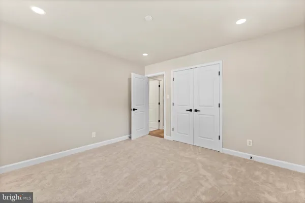 $2,900 | 221 Morningside Drive, Fredericksburg, VA 22401