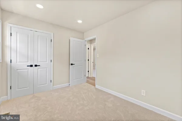 $2,900 | 221 Morningside Drive, Fredericksburg, VA 22401