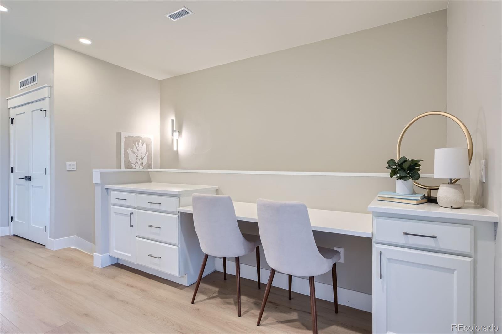 324 East Orchard Road Centennial, CO 80121 - Photo 11 of 28