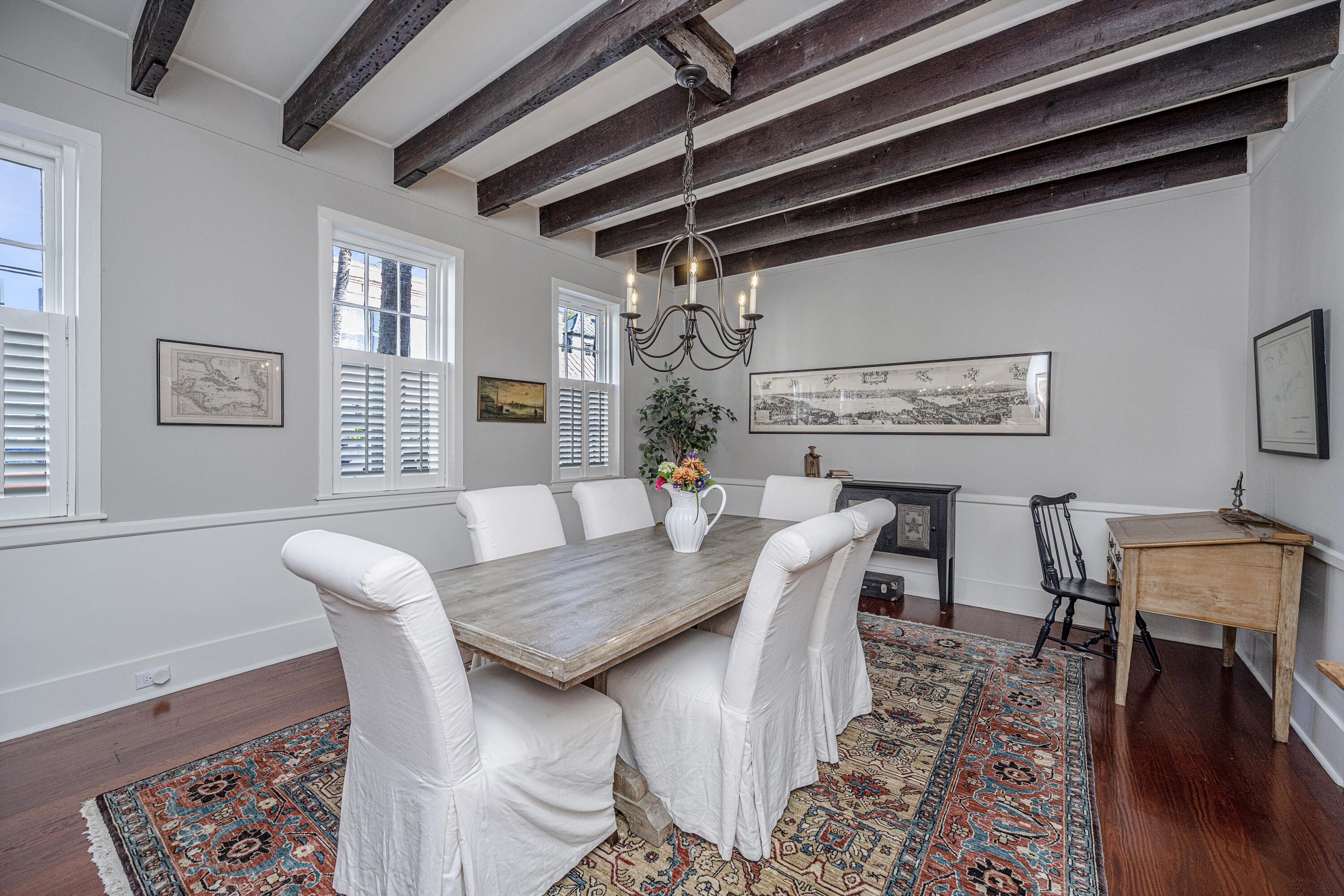 31 State Street Charleston, SC 29401 - Photo 14 of 52 Beamed ceilings