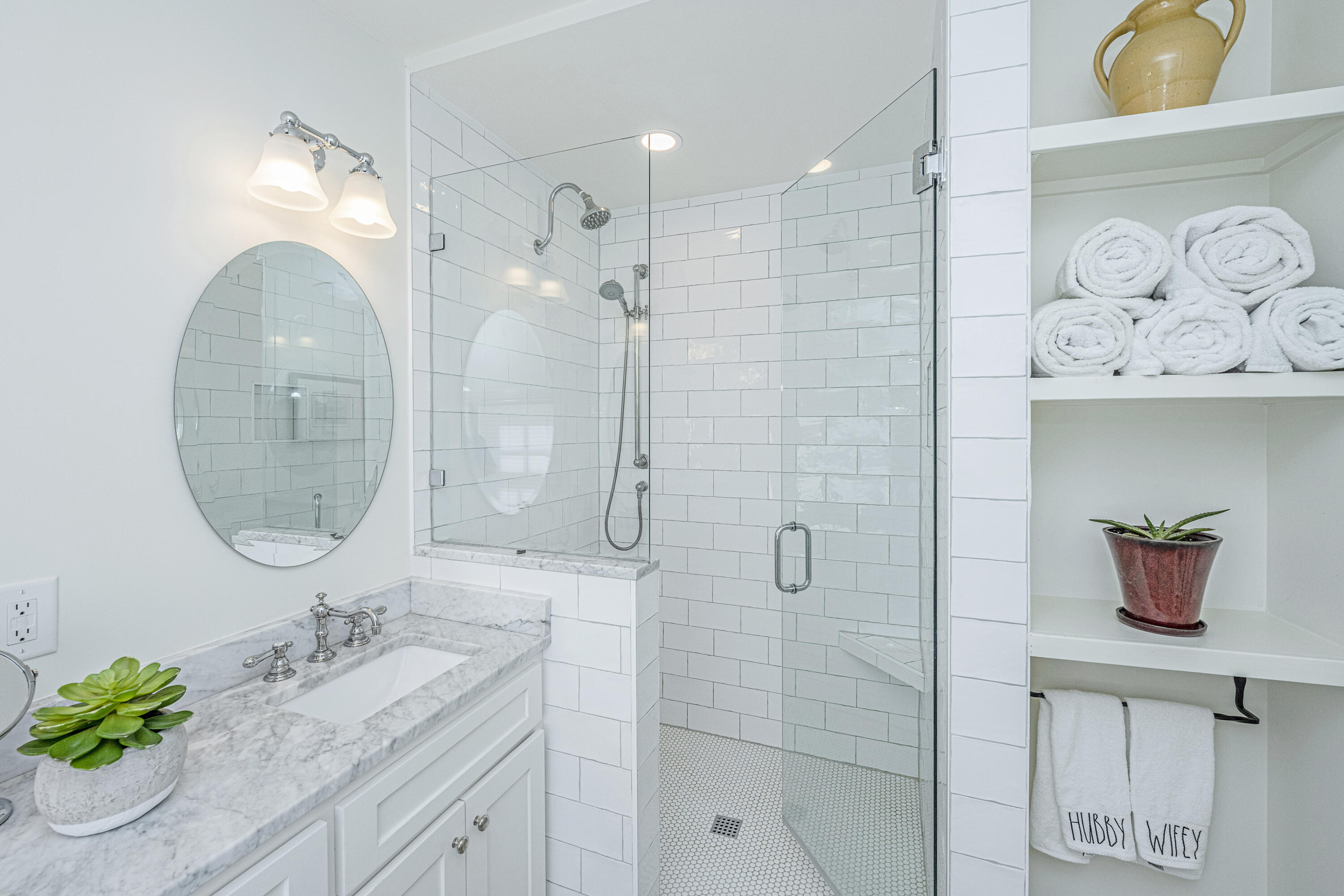 31 State Street Charleston, SC 29401 - Photo 21 of 52 Subway tile