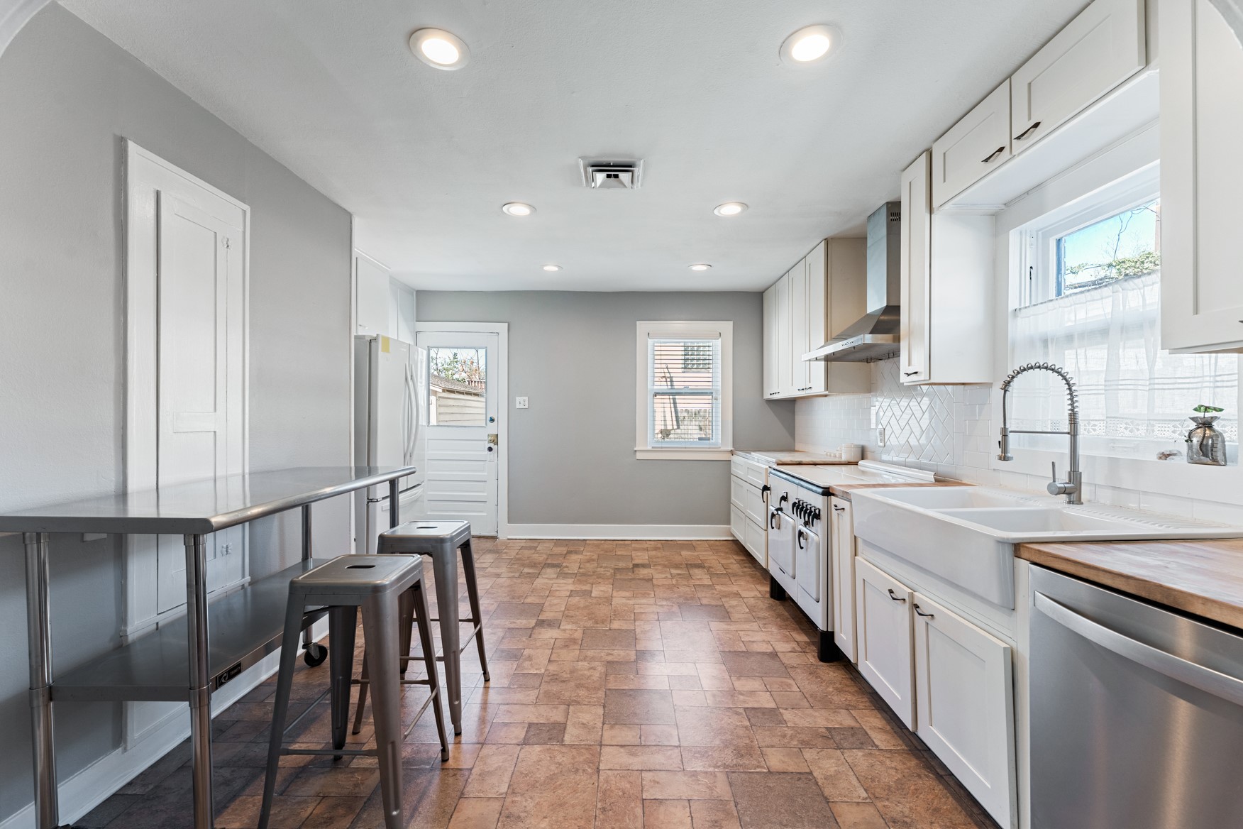 1108 Wyatt Street Houston, TX 77023 - Photo 4 of 25