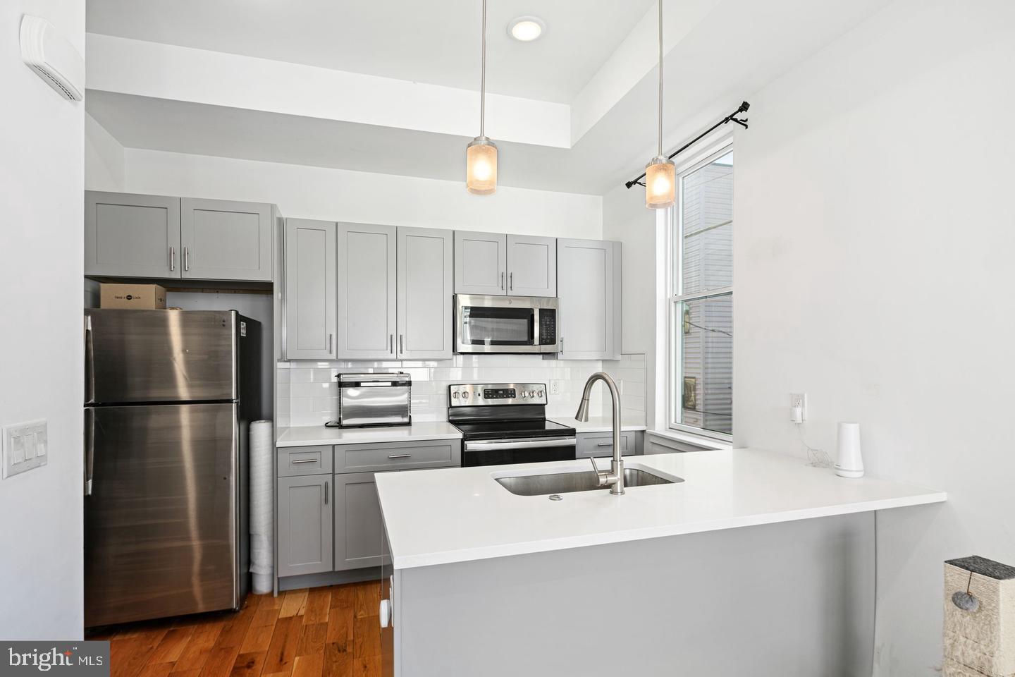 2722 Master Street Philadelphia, PA 19121 - Photo 9 of 23 Gallery Image 9