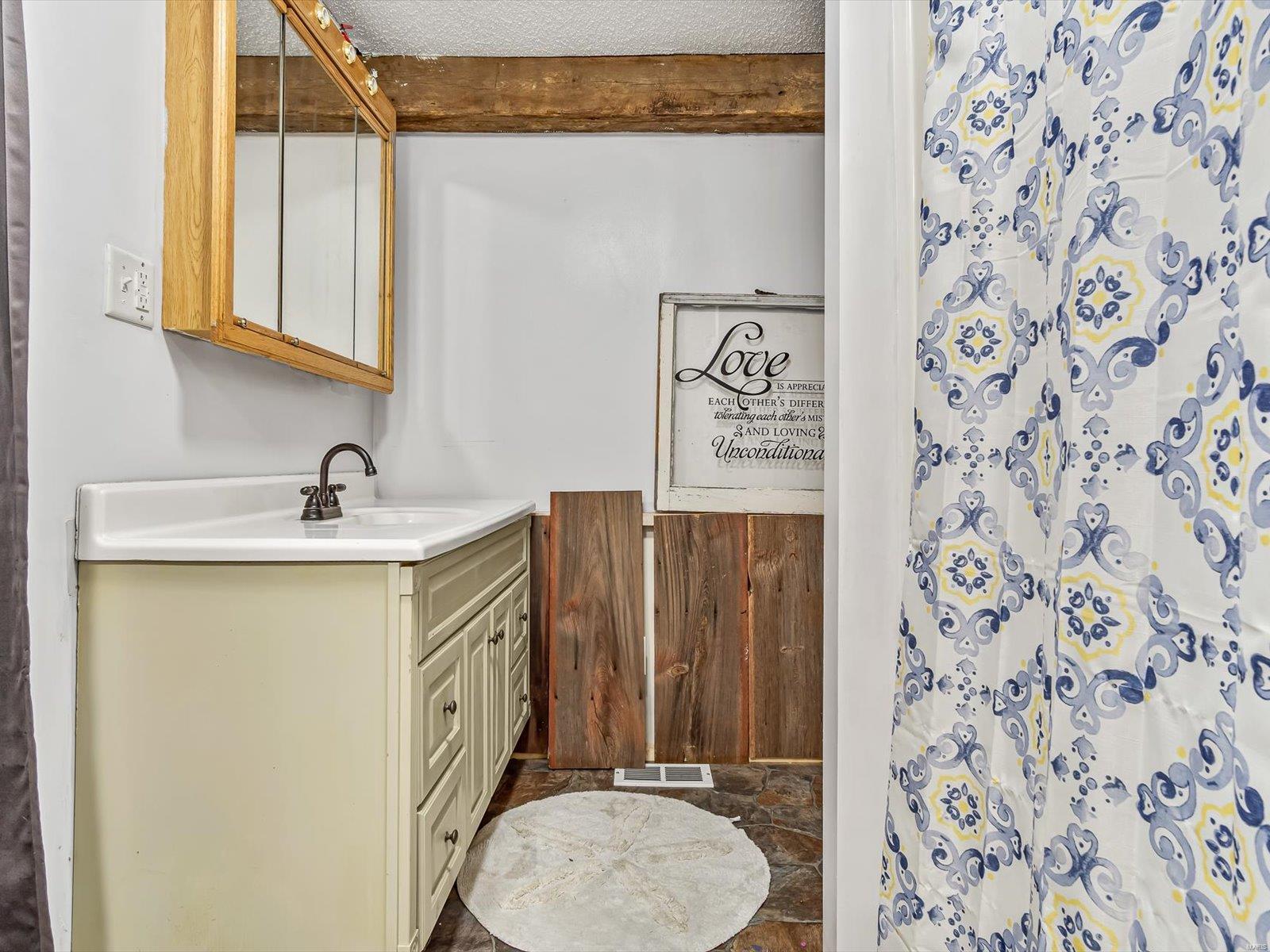 4502 Bethel Church Road Pinckneyville, IL 62274 - Photo 7 of 27 Gallery Image 7
