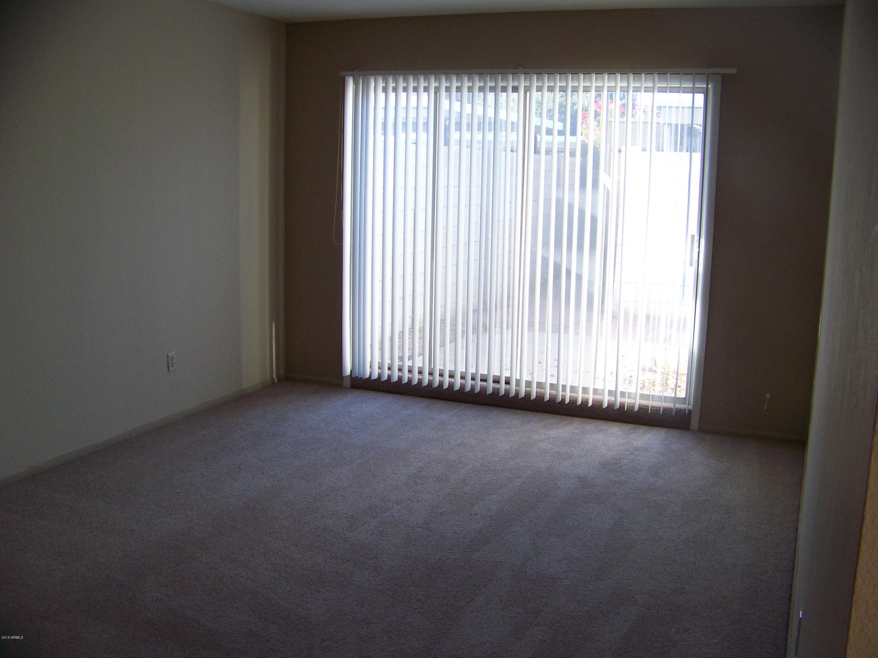 2313 West Vineyard Road Tempe, AZ 85282 - Photo 5 of 9 2016-01-02 09.41.12