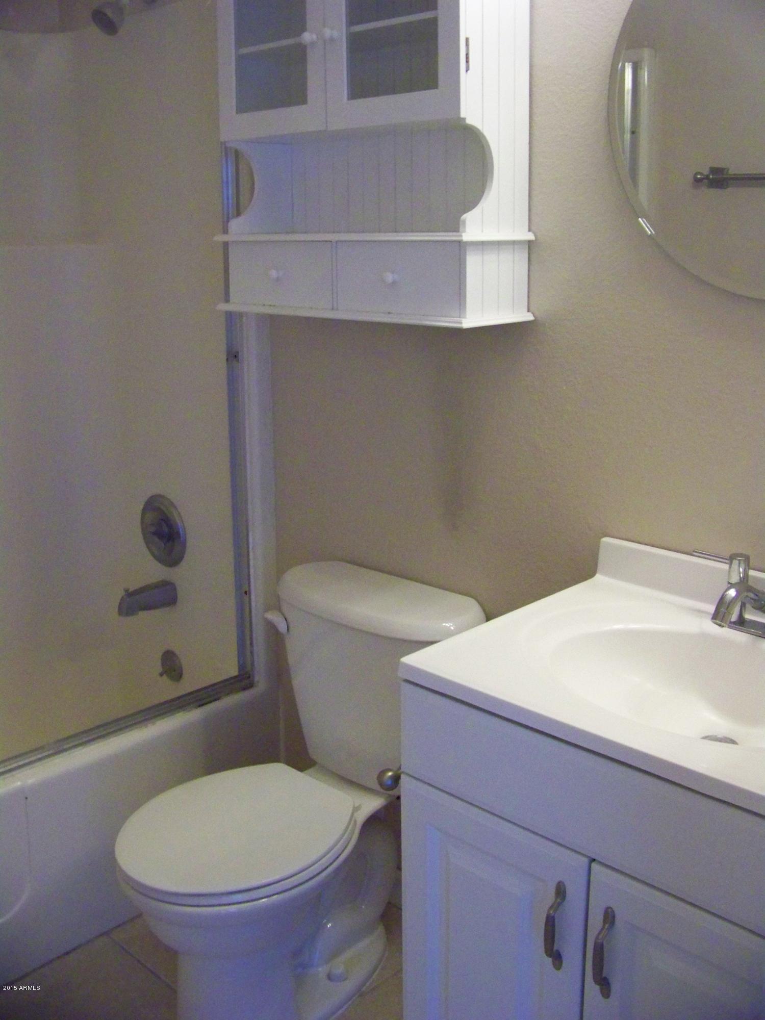 2313 West Vineyard Road Tempe, AZ 85282 - Photo 7 of 9 2016-01-02 09.41.49
