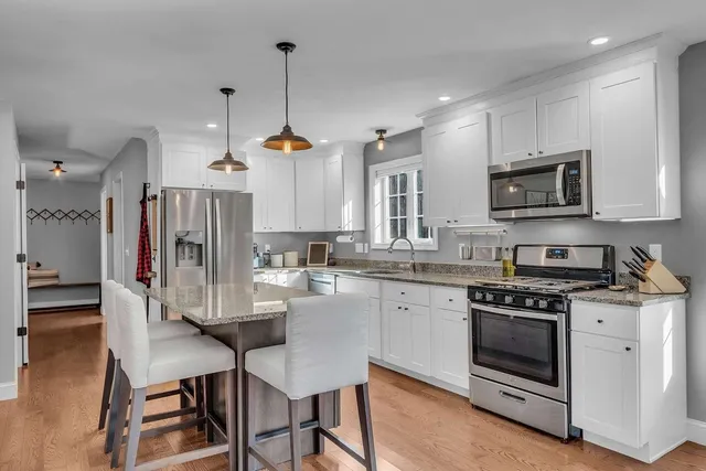 $739,000 | 15 Peacock Hill Road, Weare, NH 03281