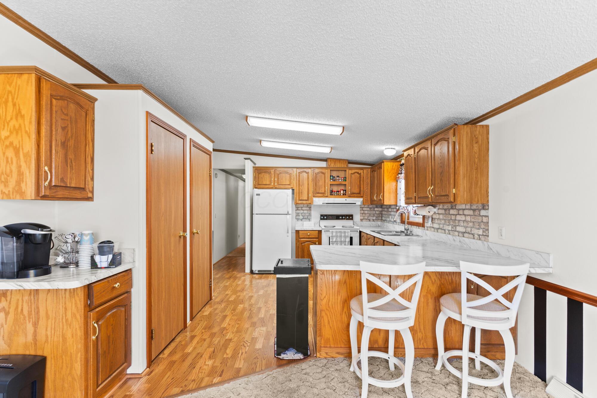 3200 Smeltzer Road Marion, OH 43302 - Photo 14 of 41 Kitchen