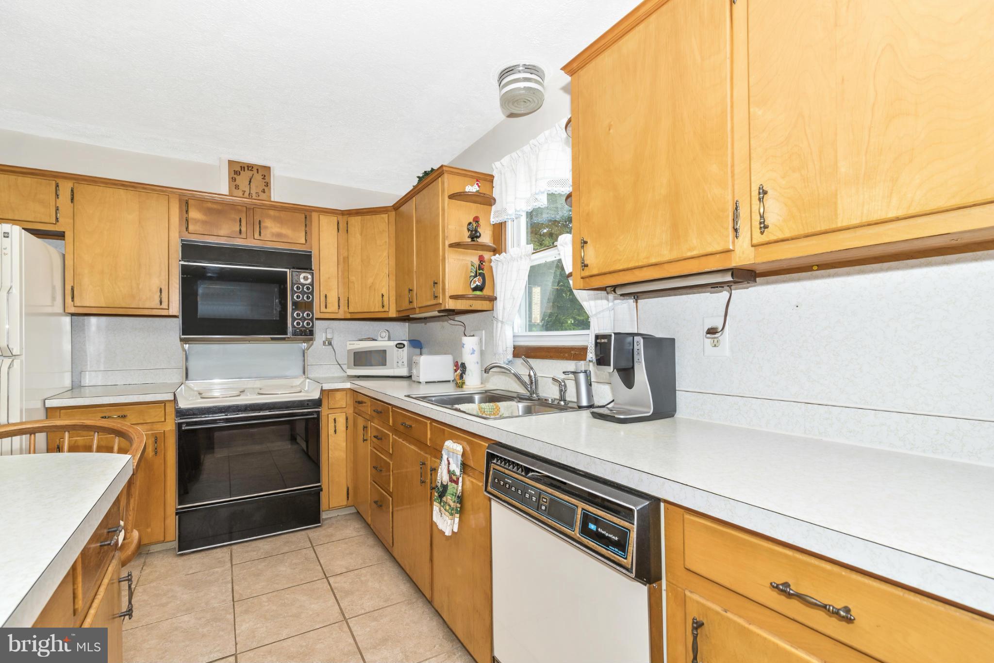 28916 Ridge Road Mount Airy, MD 21771 - Photo 19 of 30 Kitchen