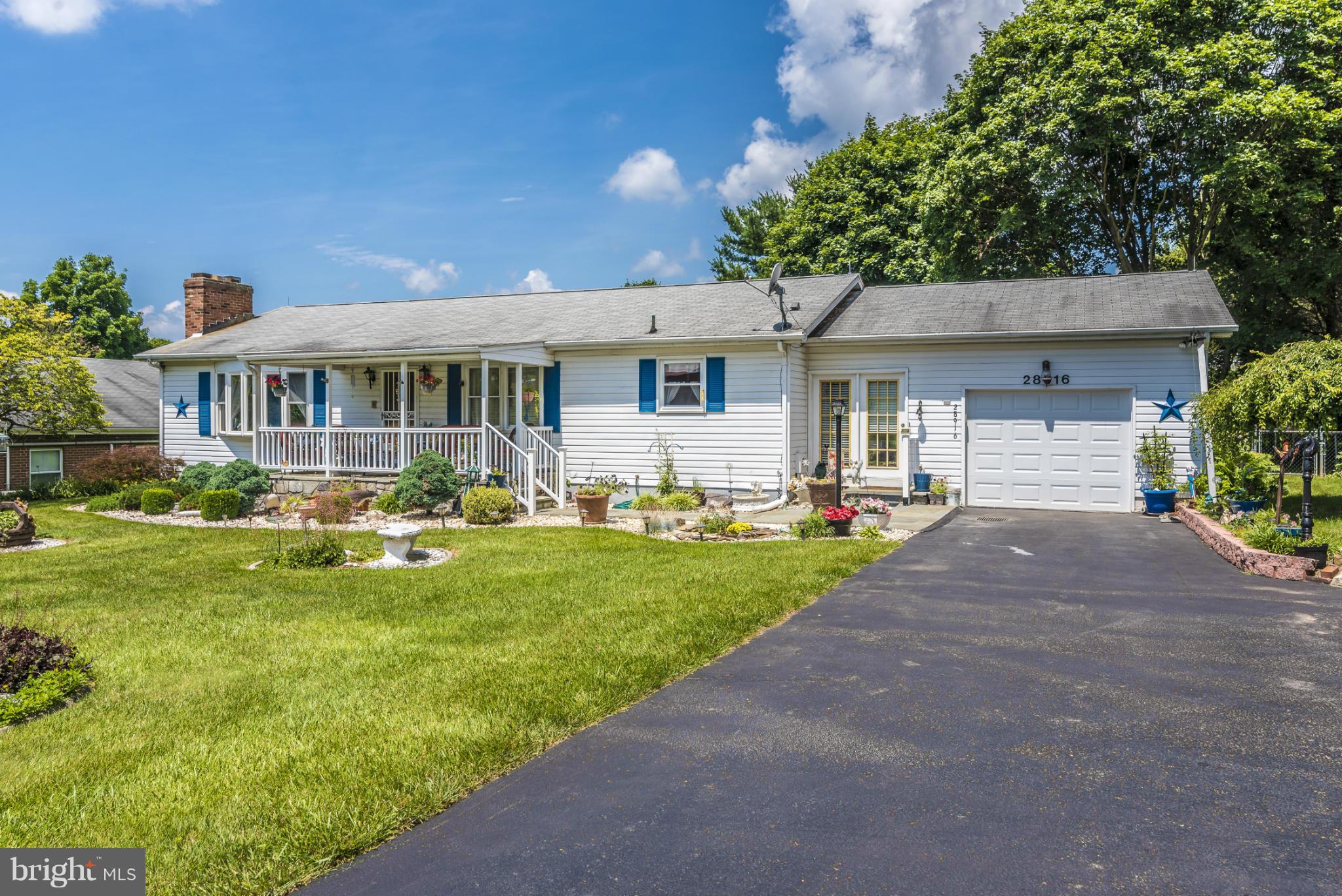 28916 Ridge Road Mount Airy, MD 21771 - Photo 5 of 30 Exterior (General)