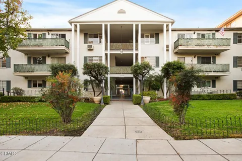 $3,200 | 1233 North Columbus Avenue, Unit 1C, Glendale, CA 91202