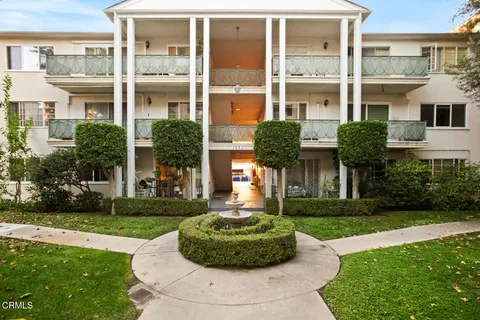 $3,200 | 1233 North Columbus Avenue, Unit 1C, Glendale, CA 91202