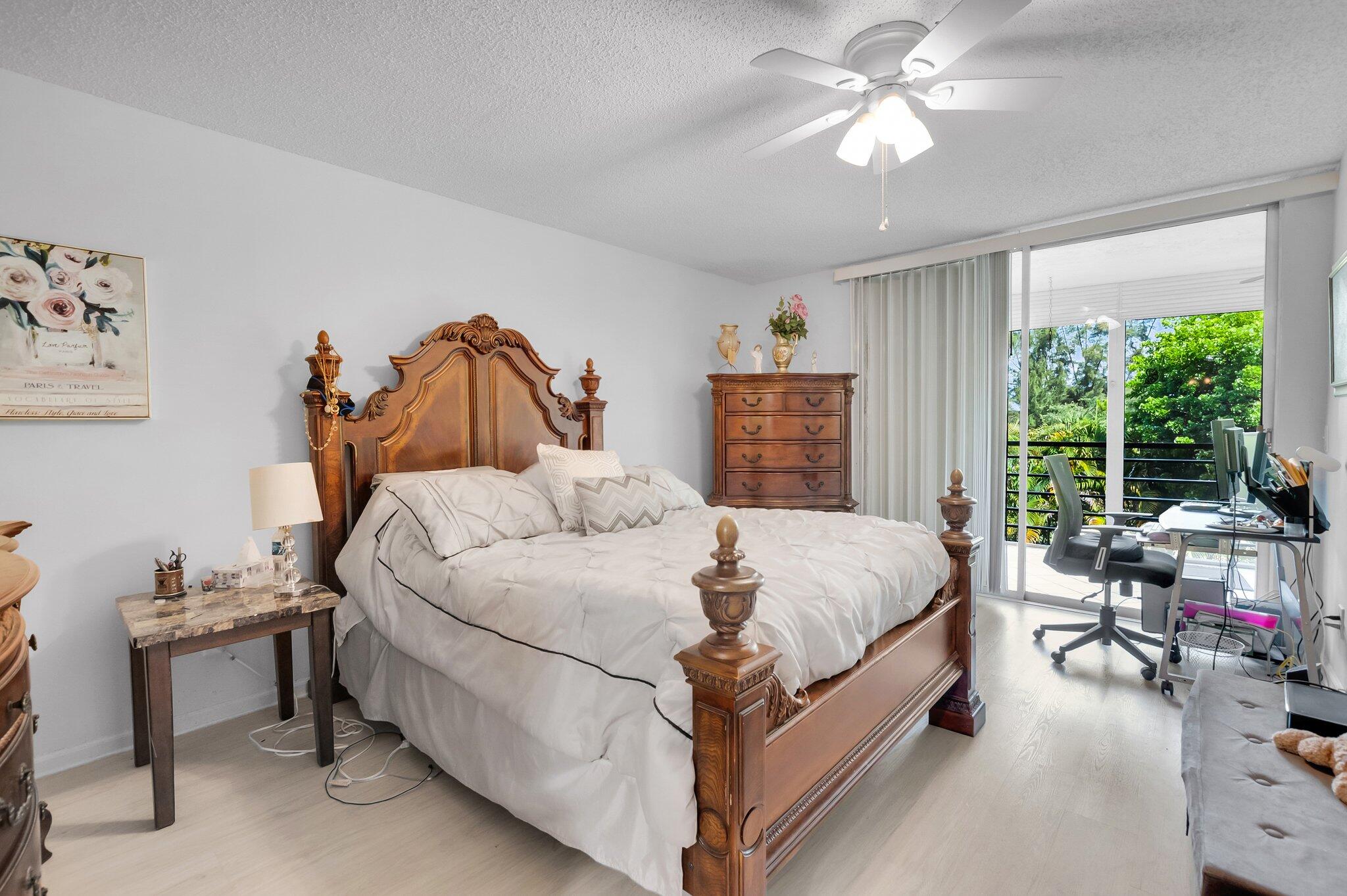 23247 Barwood Lane North, Unit 305 Boca Raton, FL 33428 - Photo 14 of 39 16-web-or-mls-DSC_0056