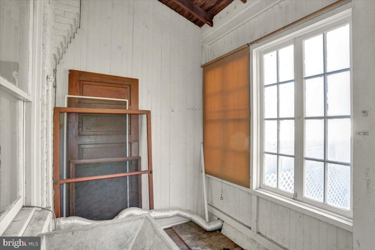 2019 Spring Street Reading, PA 19609 - Photo 15 of 31 Gallery Image 15