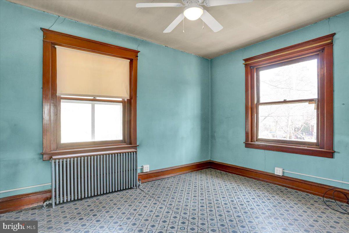 2019 Spring Street Reading, PA 19609 - Photo 16 of 31 Bedroom 3