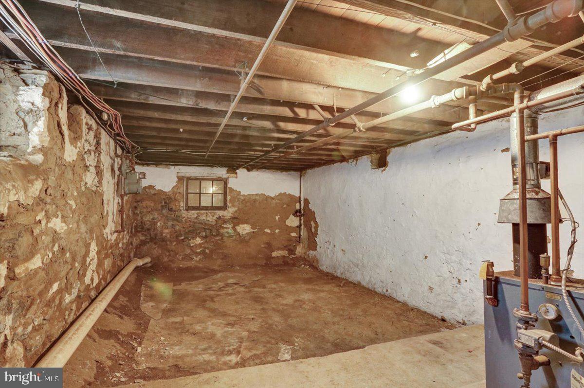 2019 Spring Street Reading, PA 19609 - Photo 29 of 31 Basement